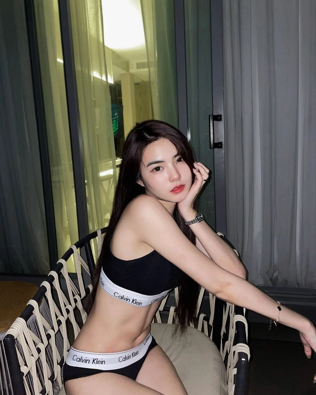 Opal escort Oxford